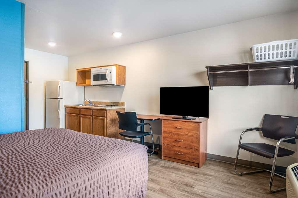 Extended Stay America Select Suites - Cleveland - Avon Habitación foto